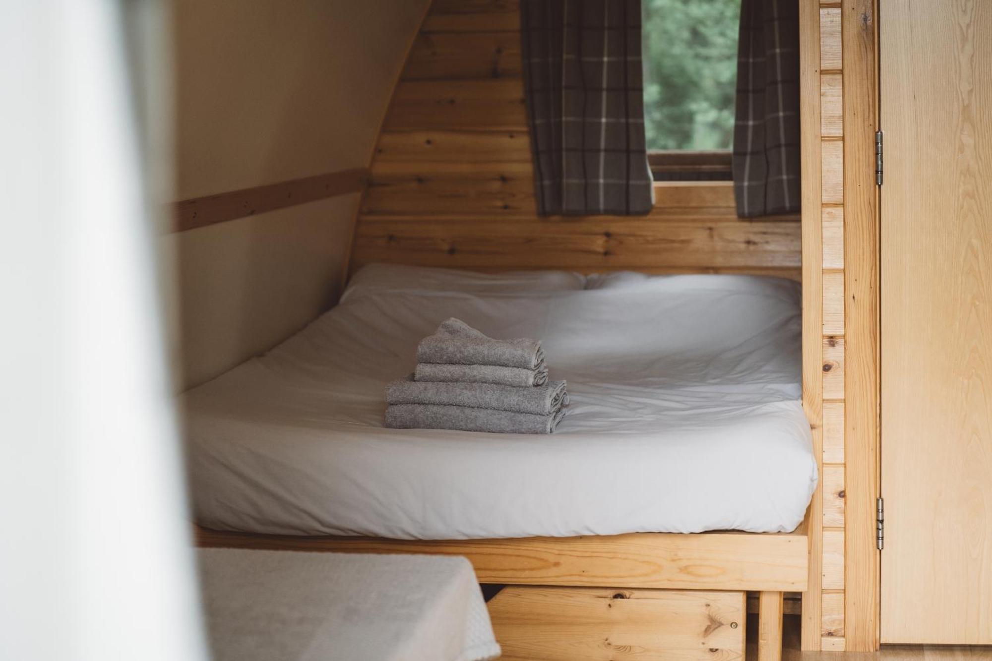 Ball Hall Farm By Wigwam Holidays East Cottingwith Quarto foto
